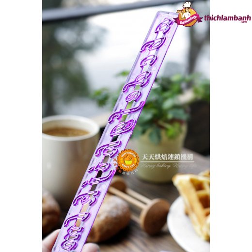 Bộ nhấn chữ cái thường + số màu tím