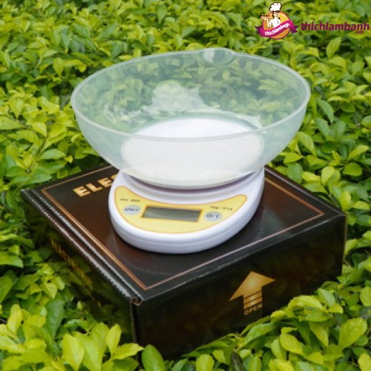 Cân điện tử kèm tô 5kg