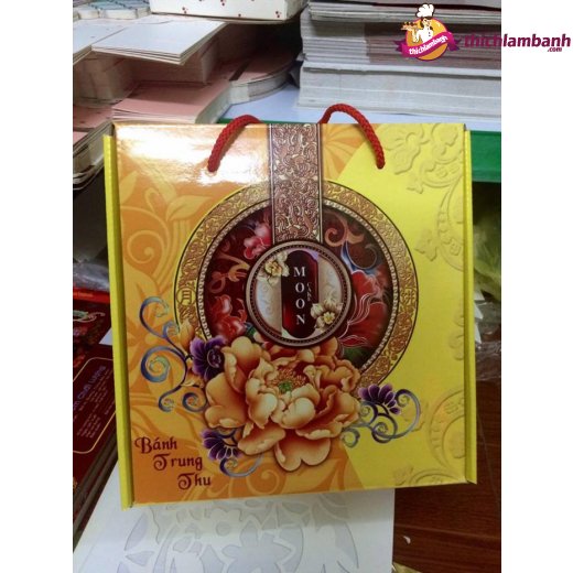 Hộp giấy 4 bánh 200-250g quai xách