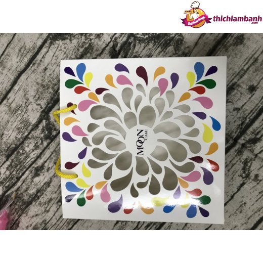 Hộp giấy 4 bánh cắt