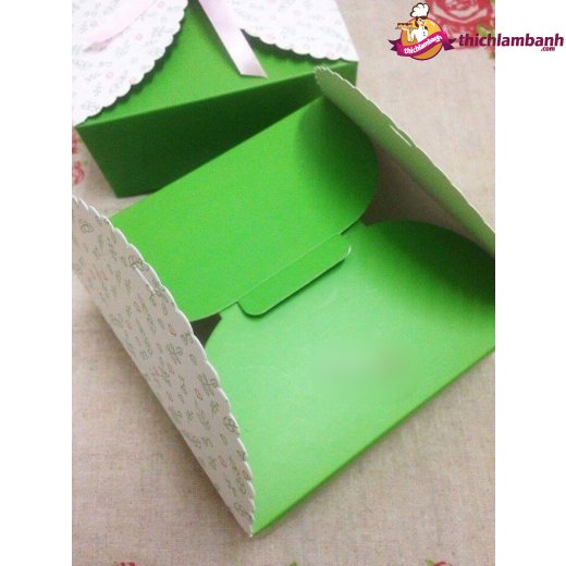Hộp giấy xanh nơ 4 bánh 50g