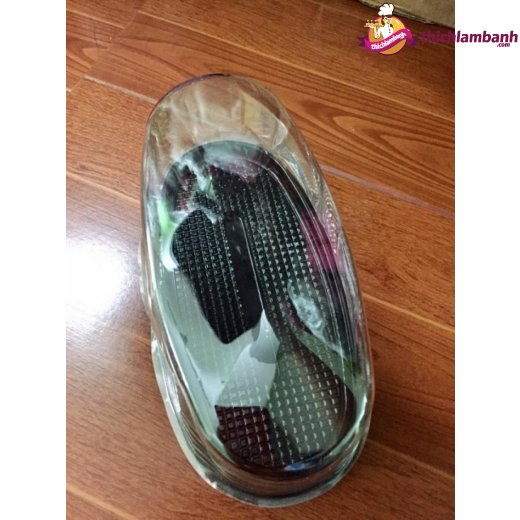Hộp nhựa oval 12 (đế trắng)