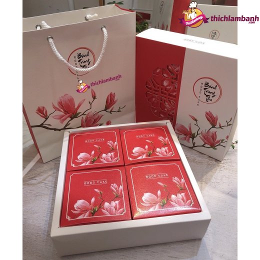 Hộp Trung Thu Mẫu Giấy Đỏ Trắng Cành Đào
