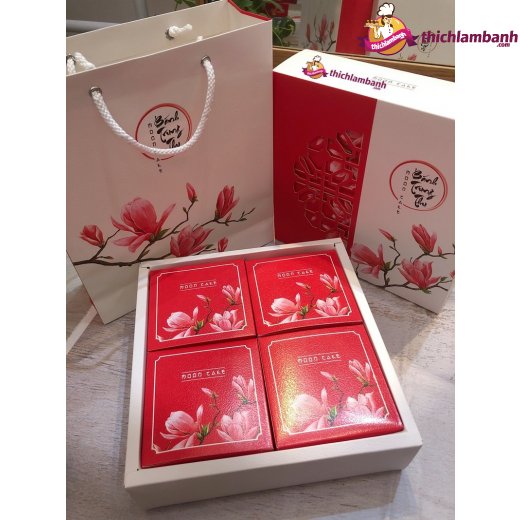Hộp Trung Thu Mẫu Giấy Đỏ Trắng Cành Đào