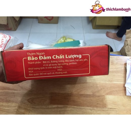 Hộp giấy trung thu 4 bánh dày