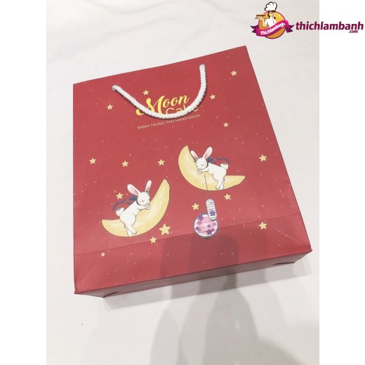 Bộ hộp trung thu 4 bánh hình thỏ đỏ đậm đựng bánh từ 200 đến 250g