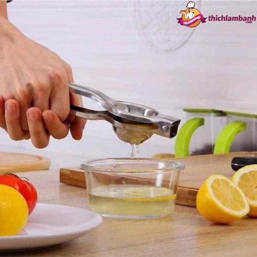 Dụng cụ ép chanh inox