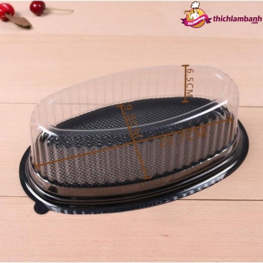Hộp nhựa oval đế đen F70