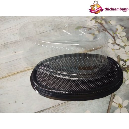 Hộp nhựa oval đế đen F70