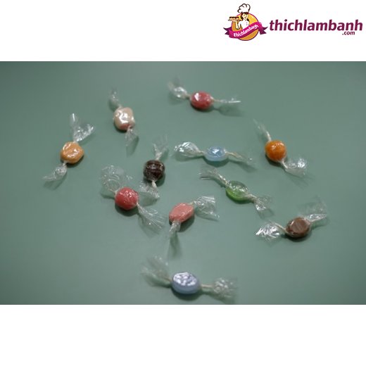 Giấy gói kẹo/ mứt bóng kính 10x10cm