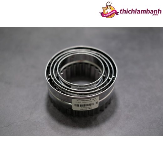 Khuôn pateso nhiều kích thước