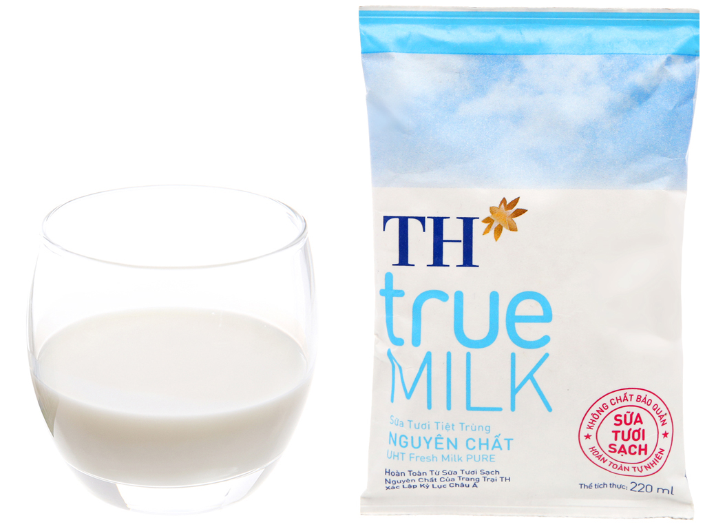 Sữa tươi tiệt trùng nguyên chất không đường TH true MILK bịch 220ml