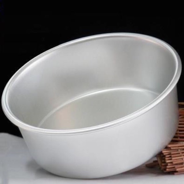 Khuôn nhôm đúc trắng đáy liền 18cm - 7 inc