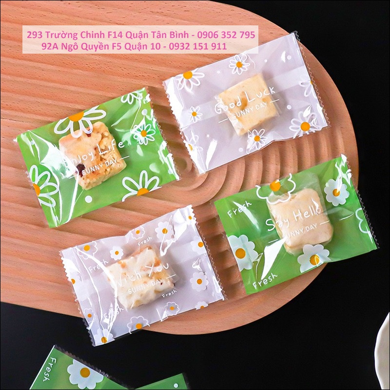 Túi hàn Cúc trắng nền xanh 7*10cm