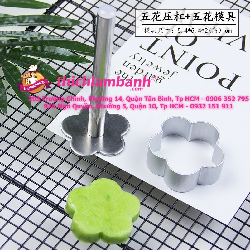 Cây Nhấn Bánh Dứa Hình Hoa