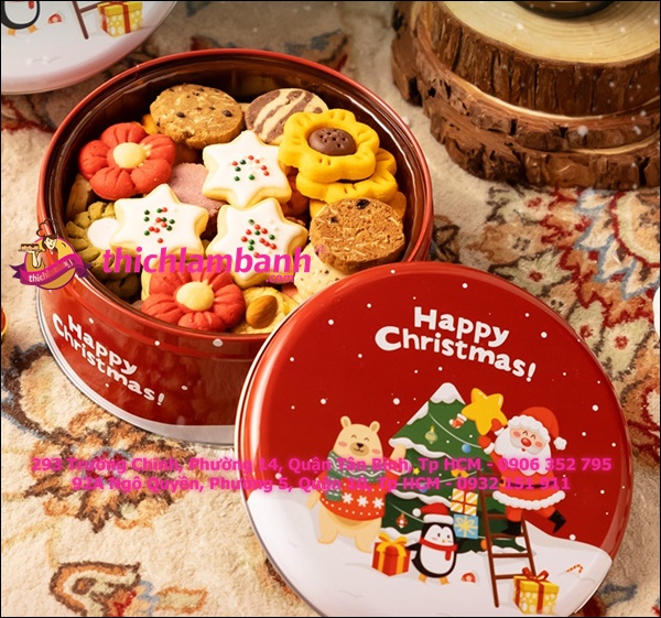 Hộp thiếc tròn Giáng sinh happy