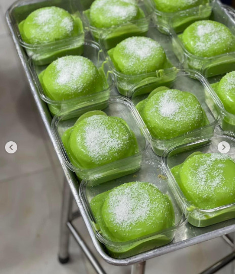 Hộp Nhựa Vuông Trong Đựng Bánh W110