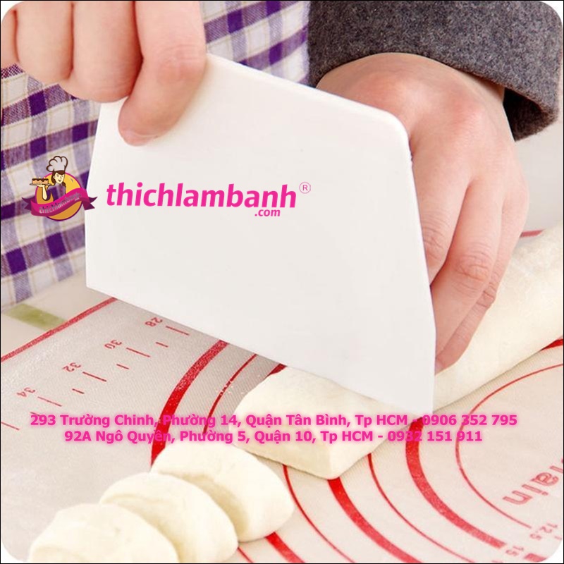 Miếng chà láng cắt bột hình thang 15.5cm